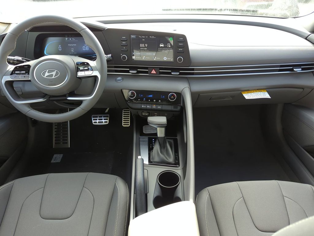 Thumbnail: 2026 Hyundai Elantra - 9