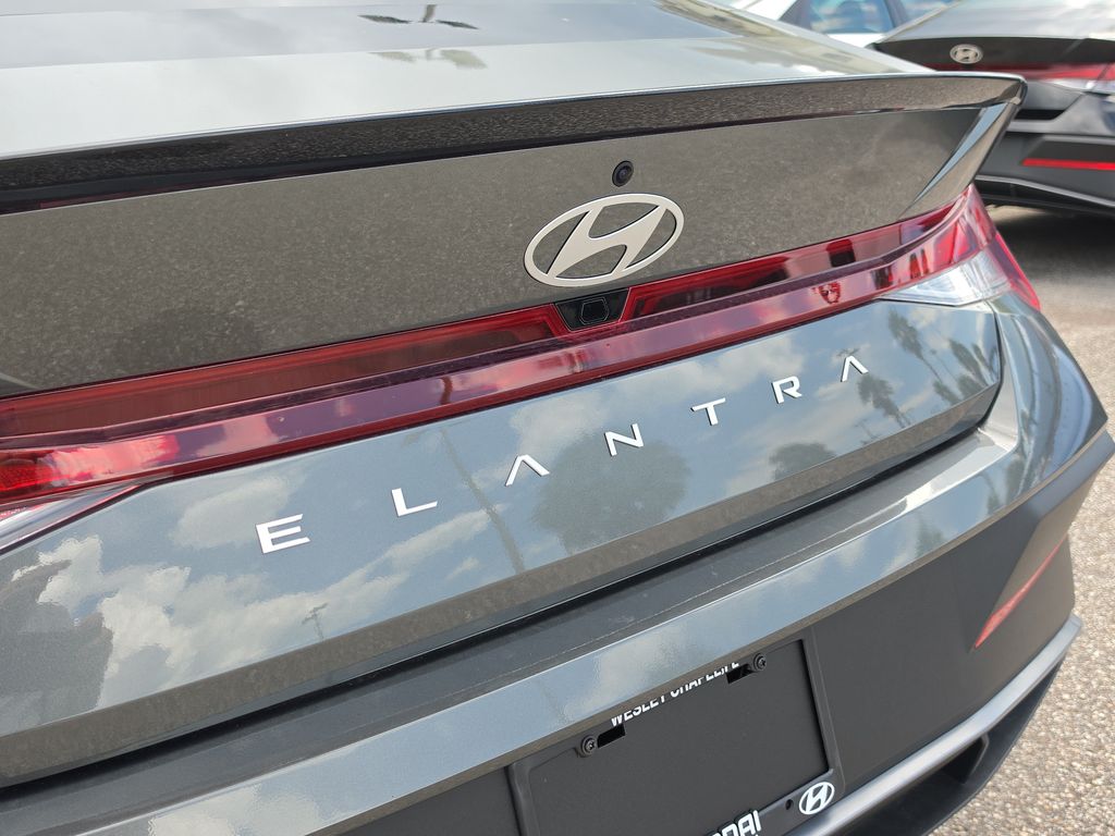 Thumbnail: 2026 Hyundai Elantra - 7