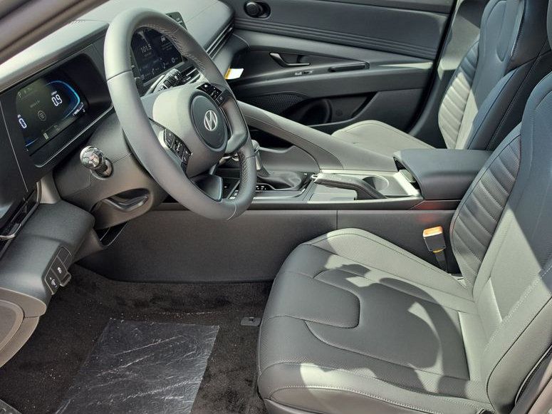 Thumbnail: 2026 Hyundai Elantra - 10