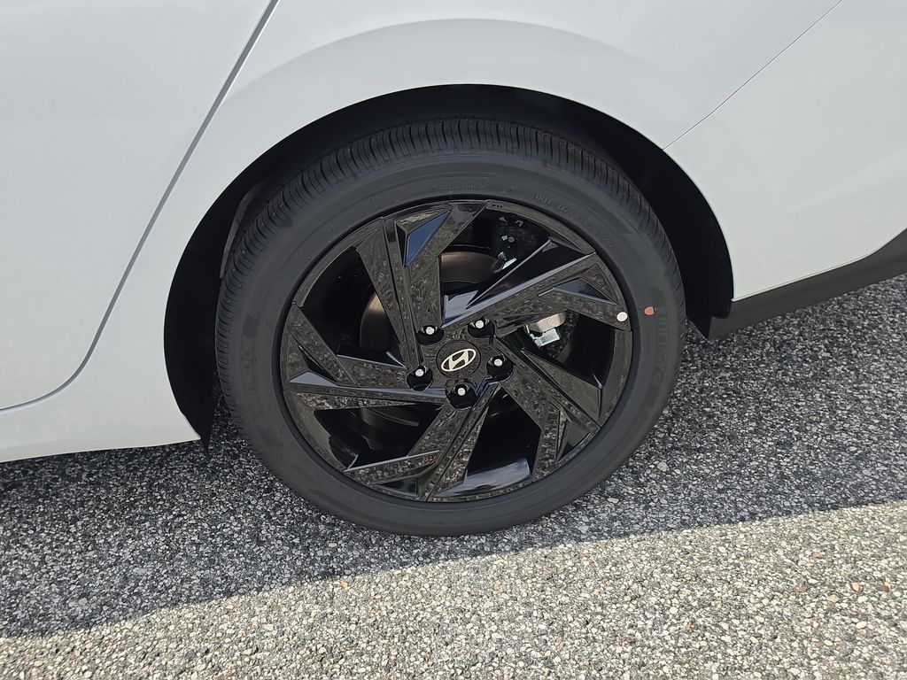 Thumbnail: 2026 Hyundai Elantra - 8