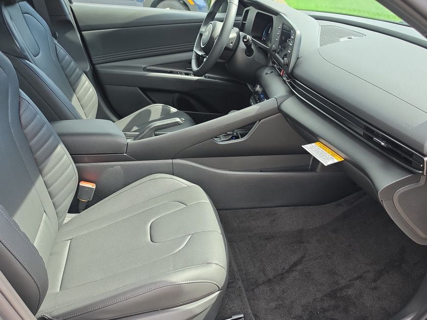 Thumbnail: 2026 Hyundai Elantra - 11