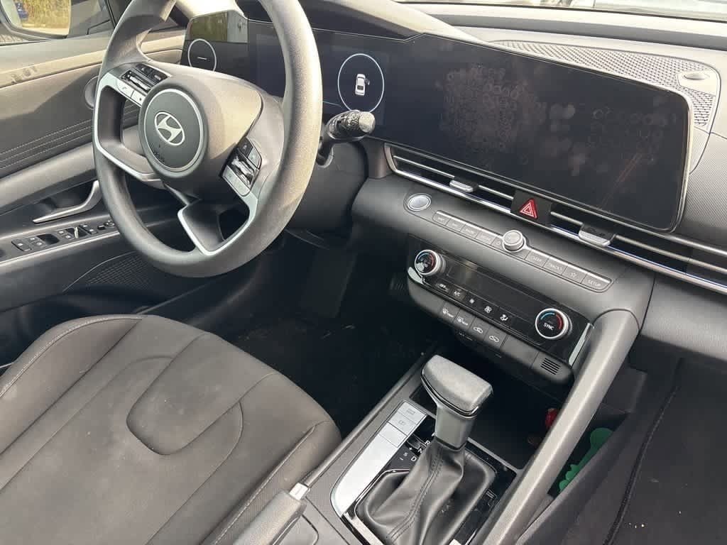 Thumbnail: 2024 Hyundai Elantra - 2