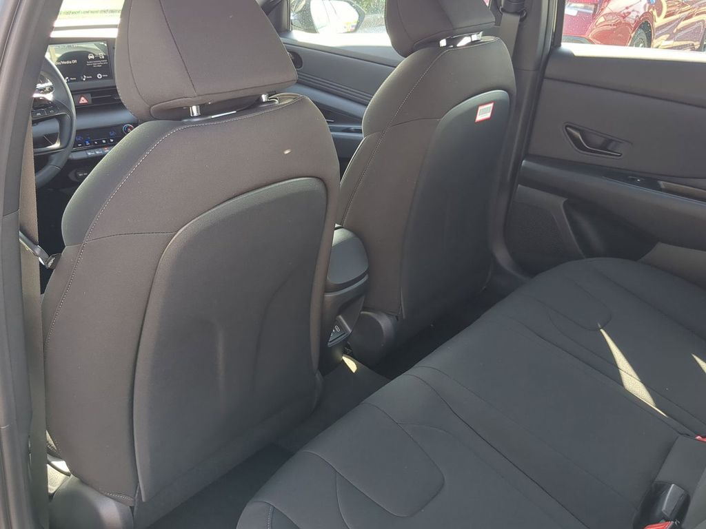 Thumbnail: 2026 Hyundai Elantra - 11