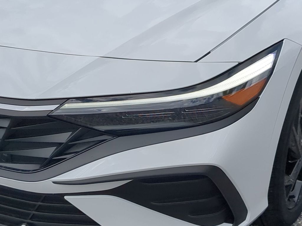 Thumbnail: 2026 Hyundai Elantra - 21