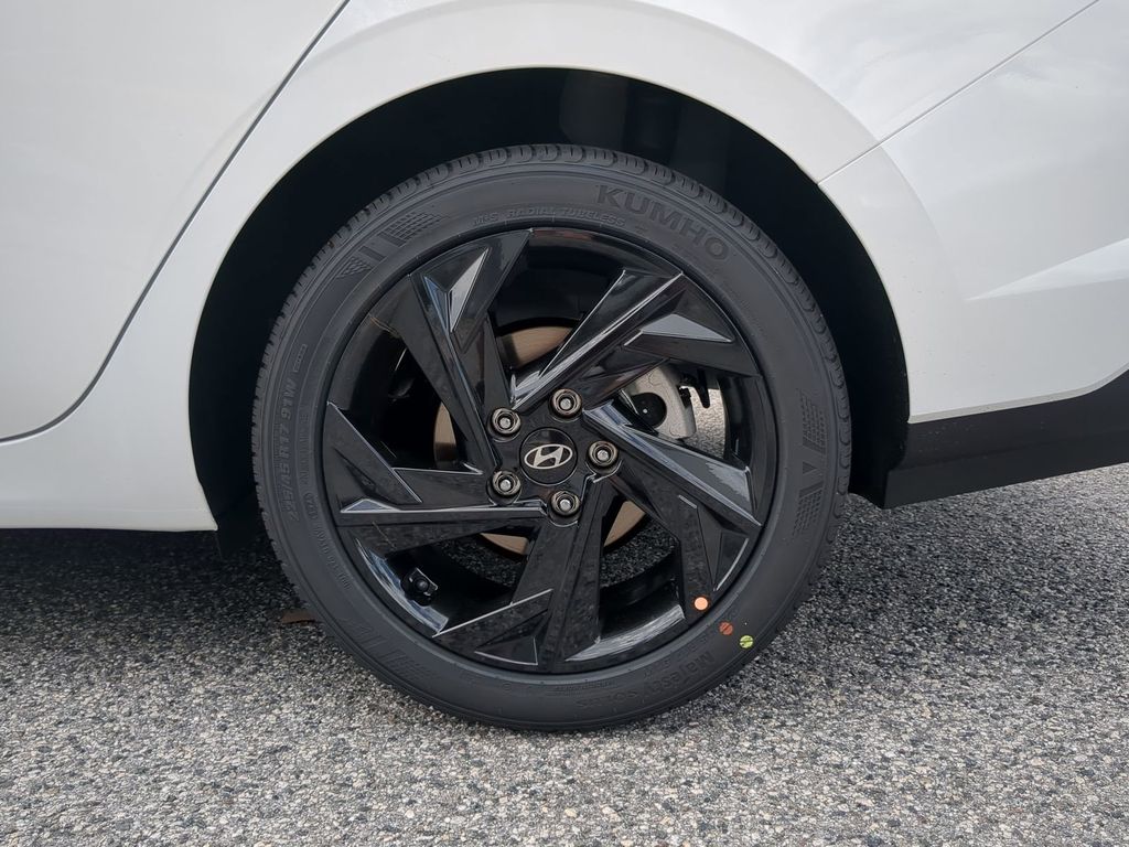 Thumbnail: 2026 Hyundai Elantra - 7