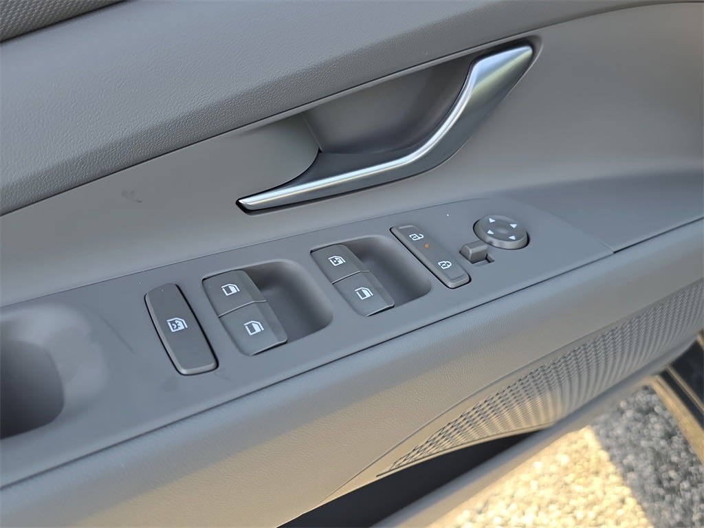 Thumbnail: 2026 Hyundai Elantra - 22