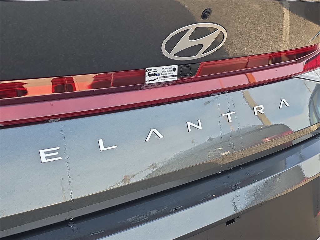 Thumbnail: 2026 Hyundai Elantra - 21