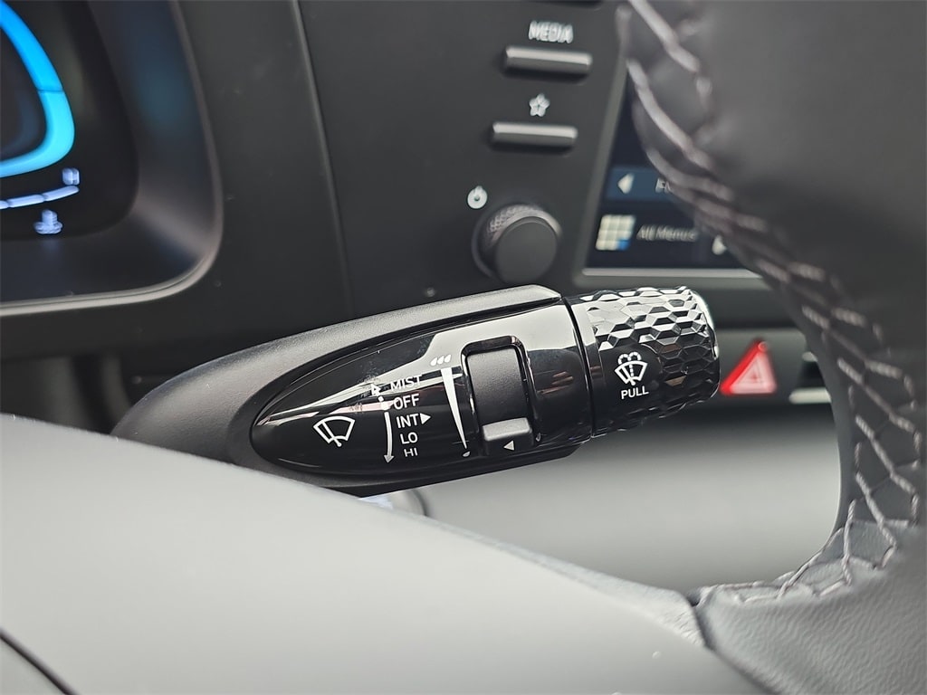 Thumbnail: 2026 Hyundai Elantra - 16