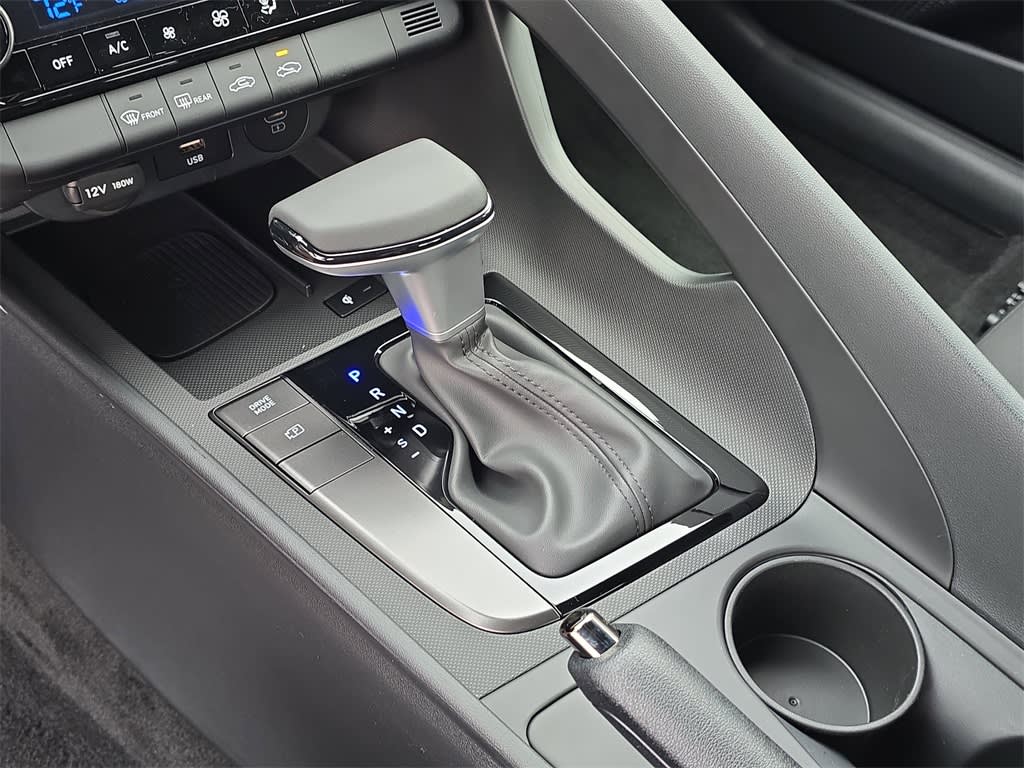 Thumbnail: 2026 Hyundai Elantra - 15