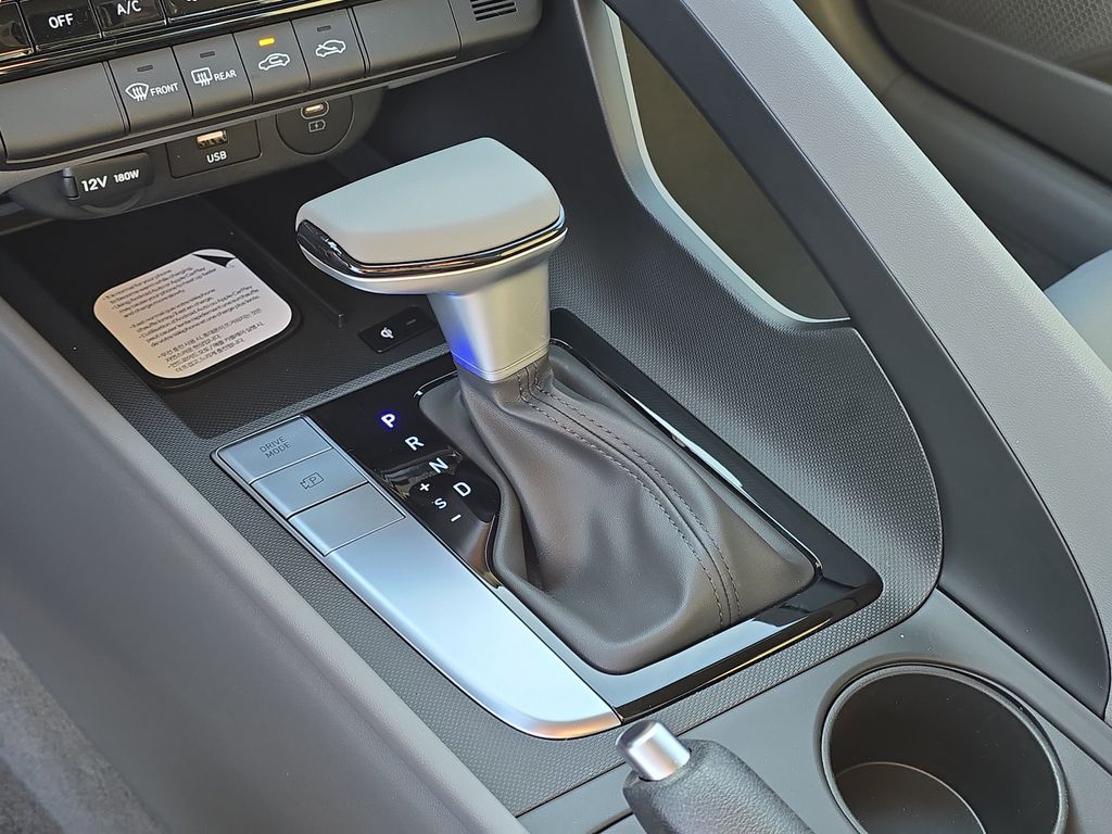 Thumbnail: 2026 Hyundai Elantra - 15