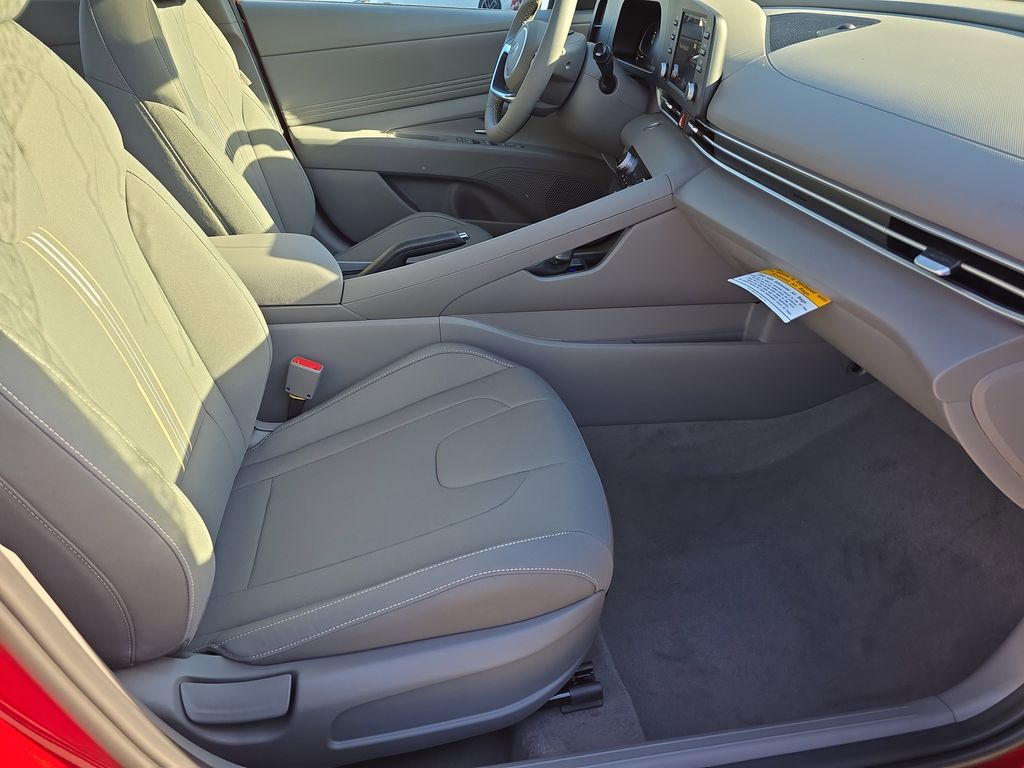 Thumbnail: 2026 Hyundai Elantra - 25