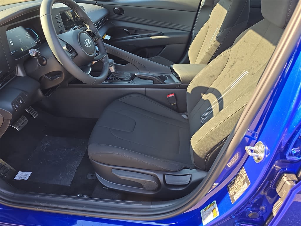 Thumbnail: 2026 Hyundai Elantra - 10