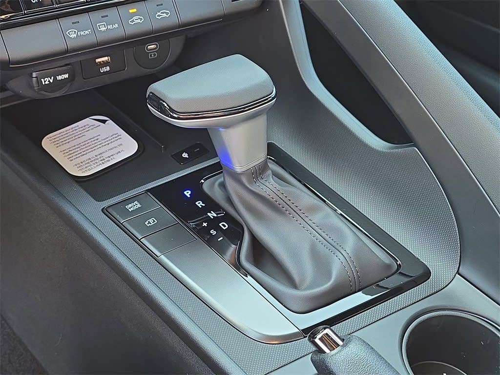 Thumbnail: 2026 Hyundai Elantra - 32