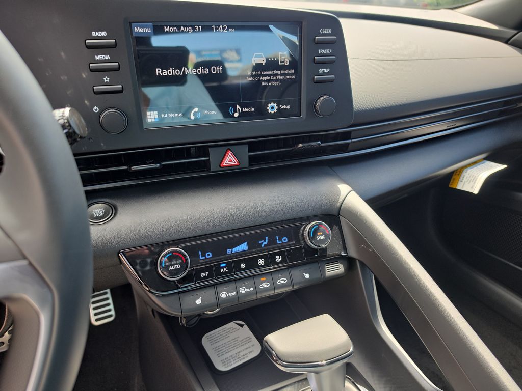 Thumbnail: 2026 Hyundai Elantra - 14