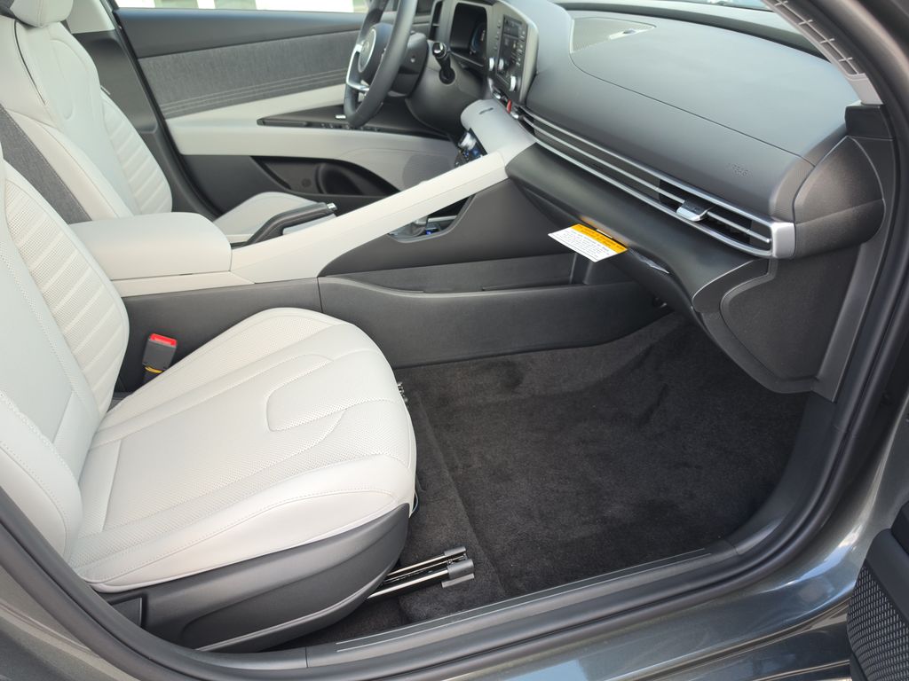 Thumbnail: 2026 Hyundai Elantra - 11