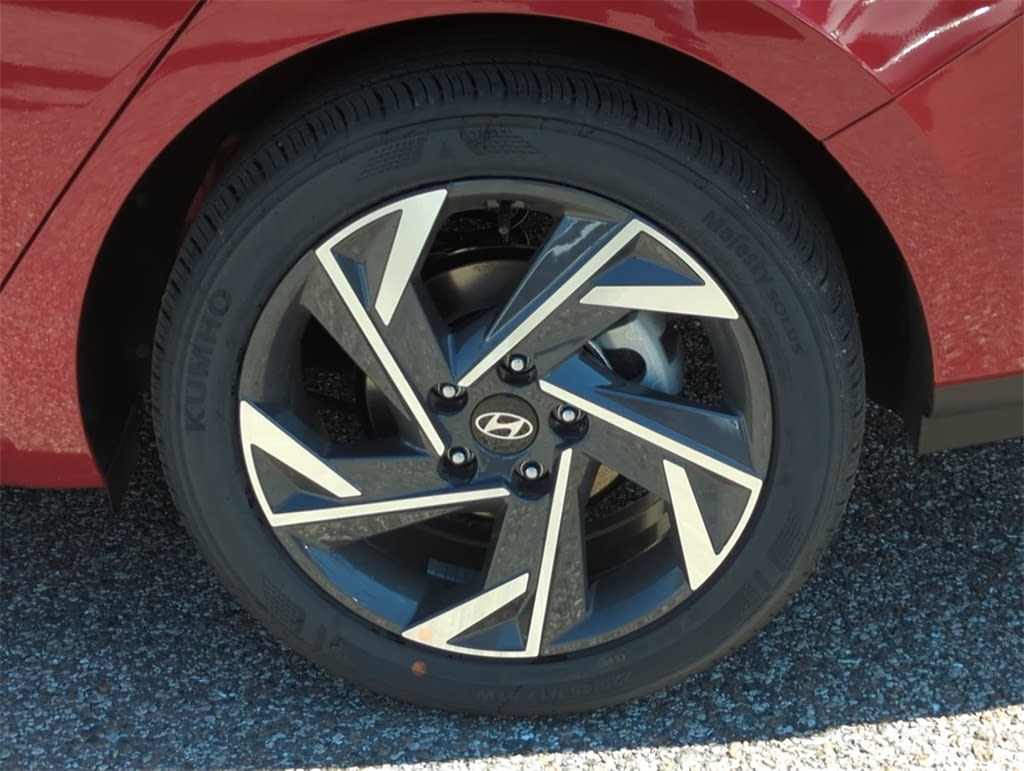 Thumbnail: 2025 Hyundai Elantra - 8