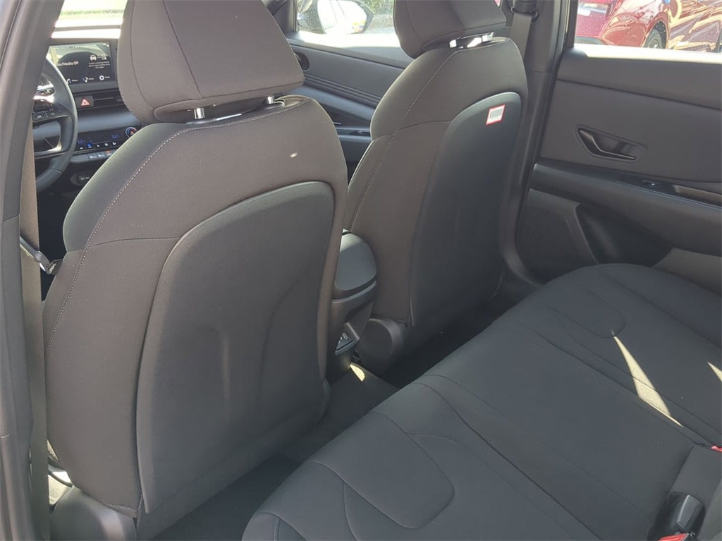 Thumbnail: 2026 Hyundai Elantra - 12