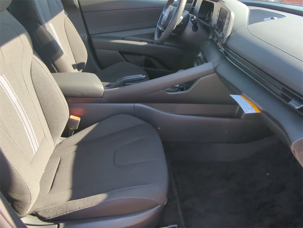 Thumbnail: 2026 Hyundai Elantra - 11