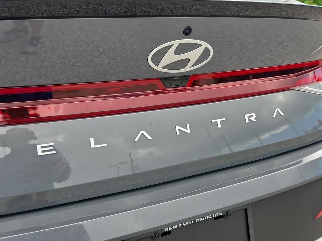 Thumbnail: 2026 Hyundai Elantra - 22