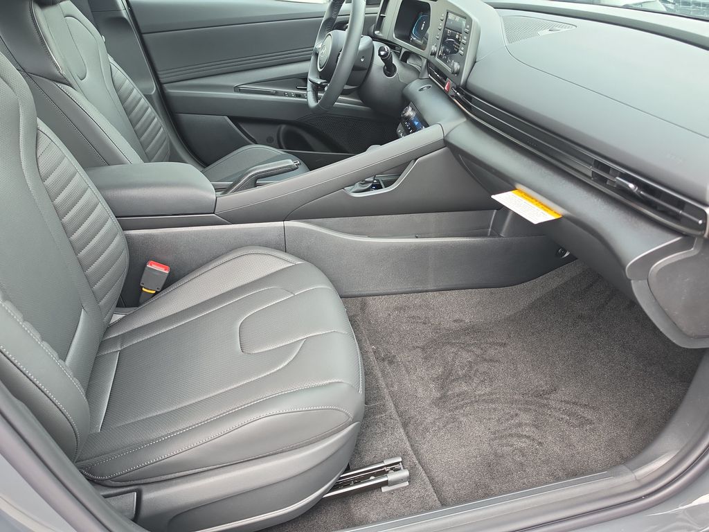 Thumbnail: 2026 Hyundai Elantra - 11