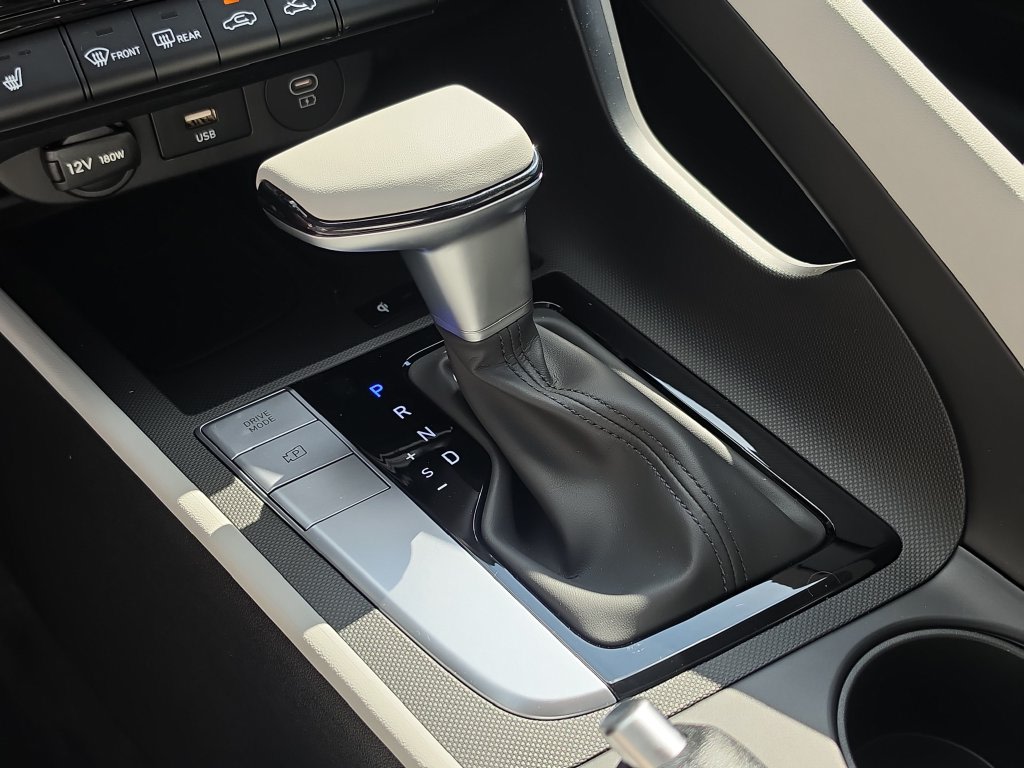 Thumbnail: 2026 Hyundai Elantra - 15