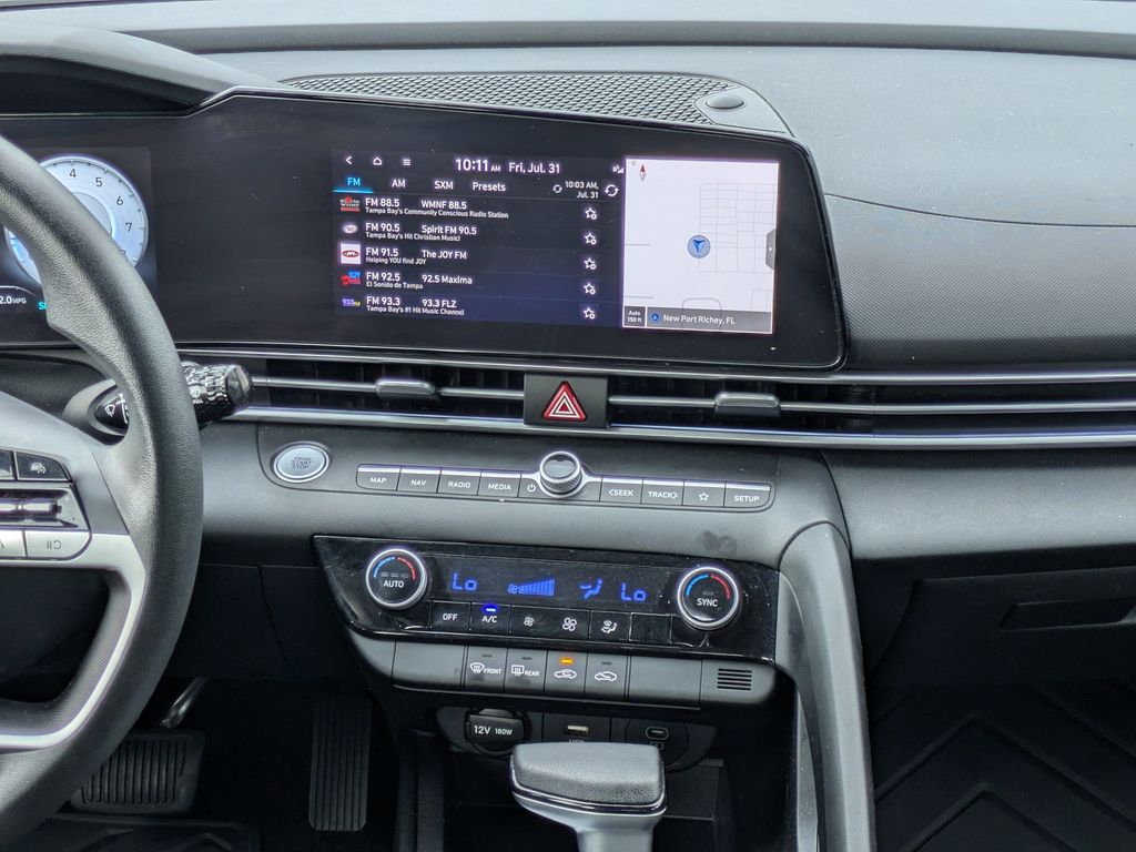 Thumbnail: 2024 Hyundai Elantra - 14