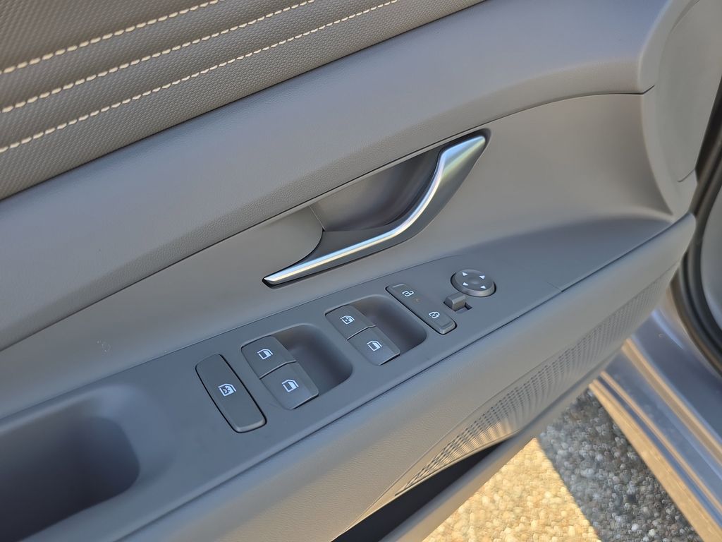 Thumbnail: 2026 Hyundai Elantra - 23