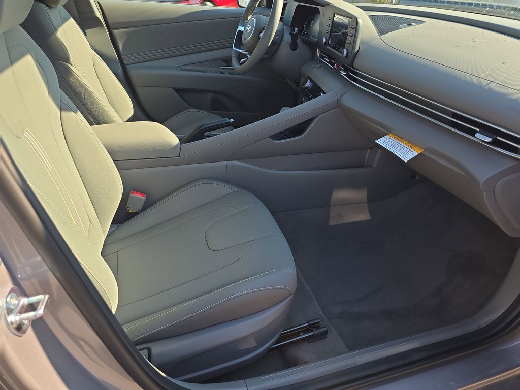 Thumbnail: 2026 Hyundai Elantra - 11