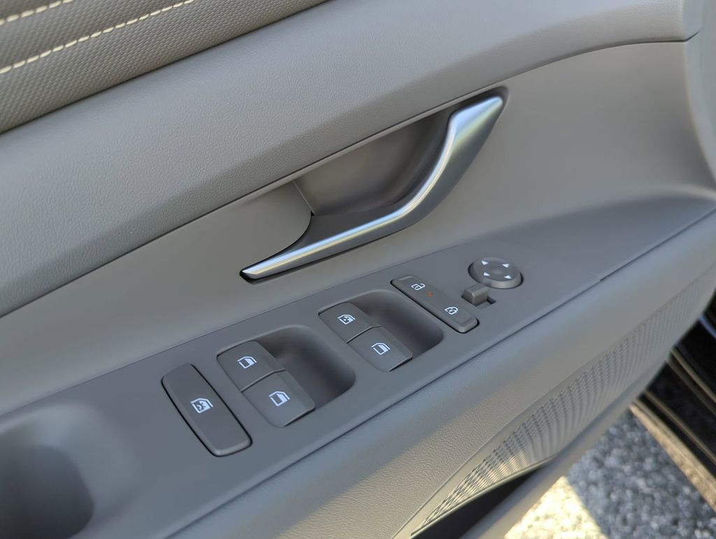 Thumbnail: 2026 Hyundai Elantra - 24