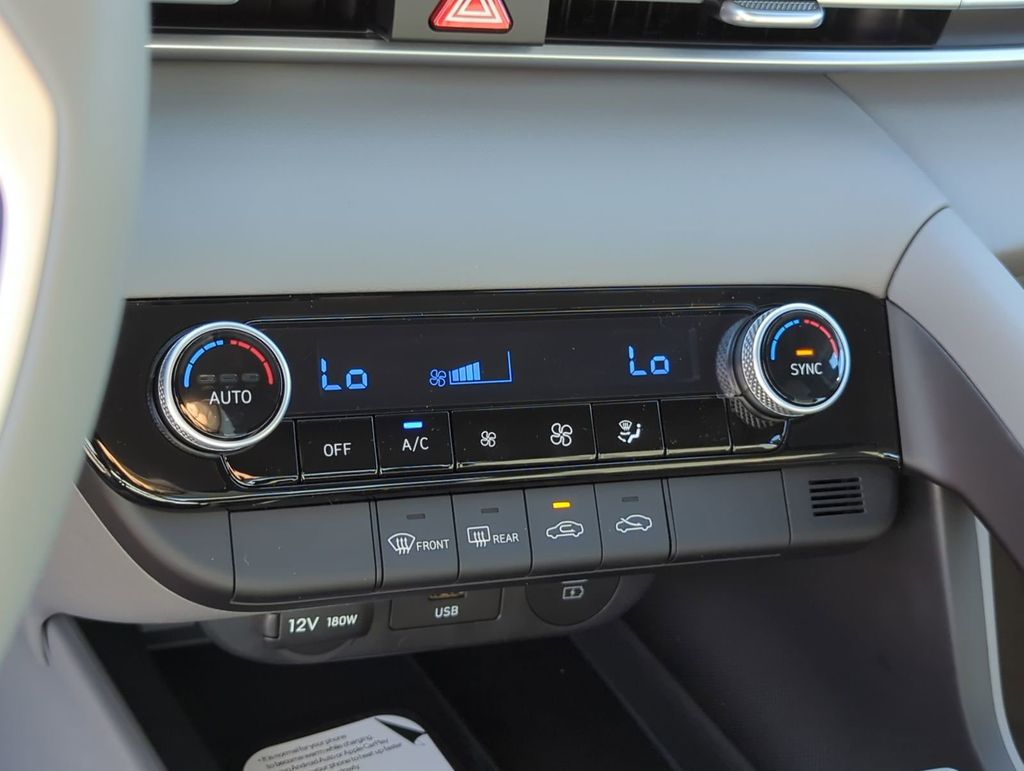 Thumbnail: 2026 Hyundai Elantra - 31