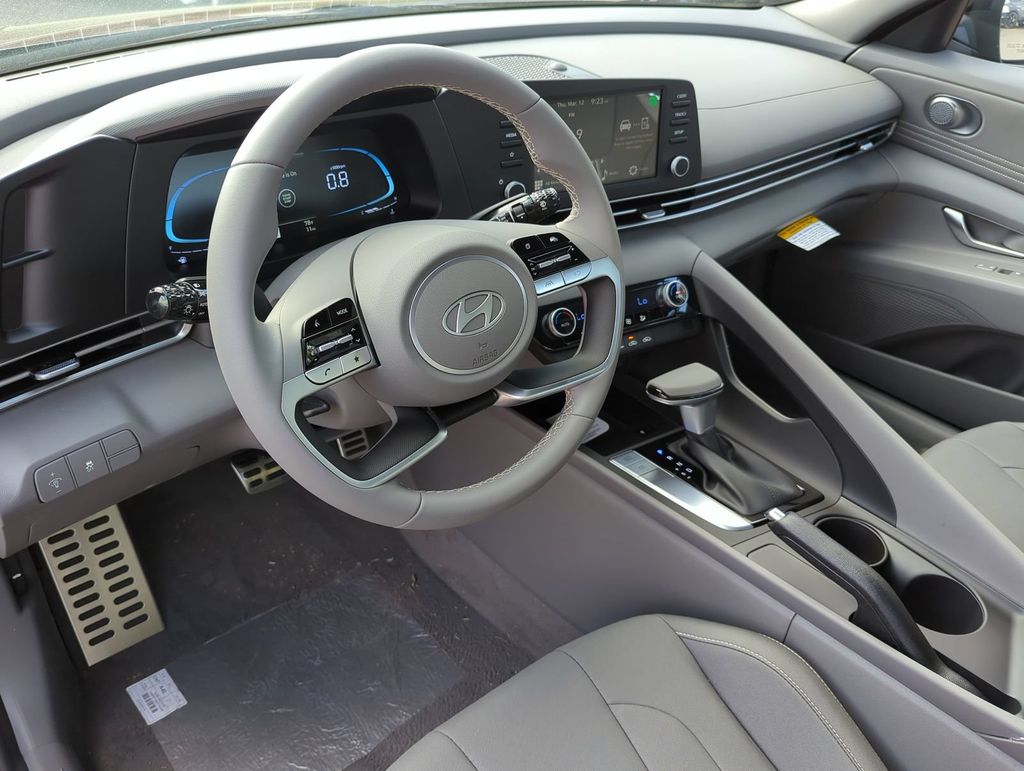 Thumbnail: 2026 Hyundai Elantra - 2
