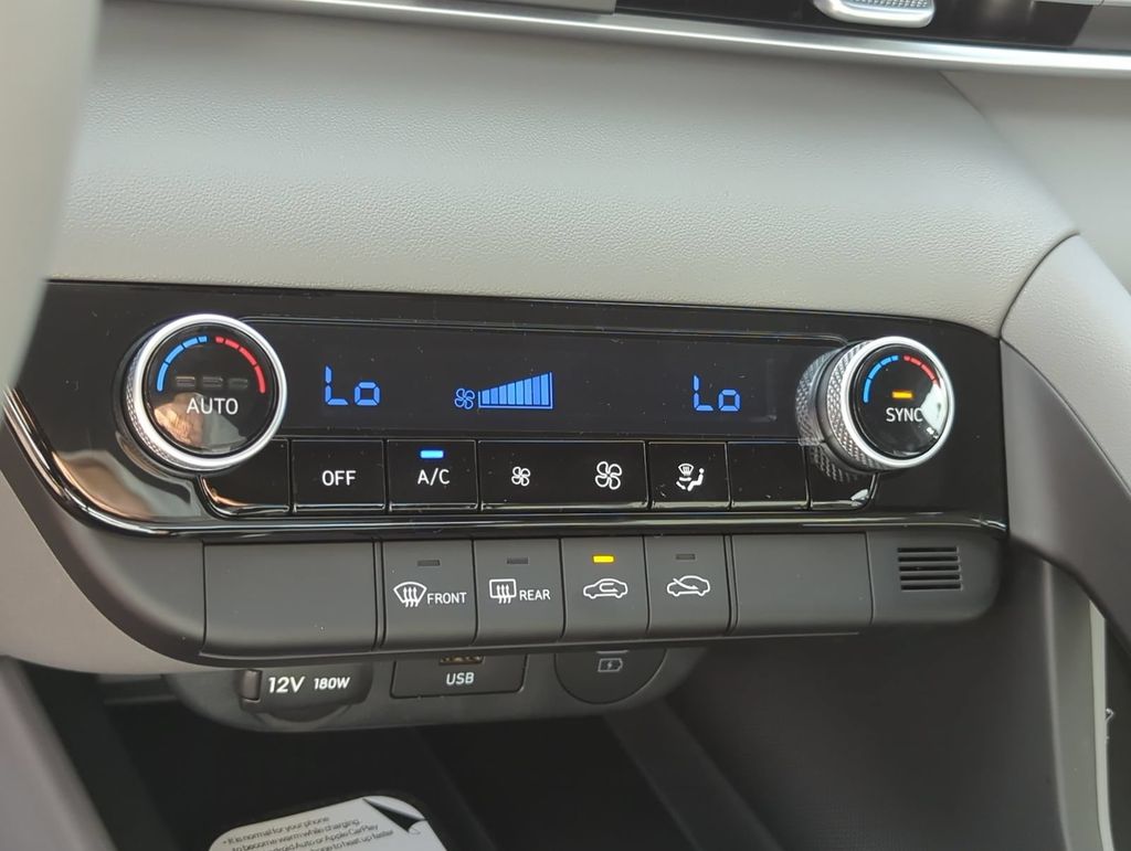 Thumbnail: 2026 Hyundai Elantra - 32