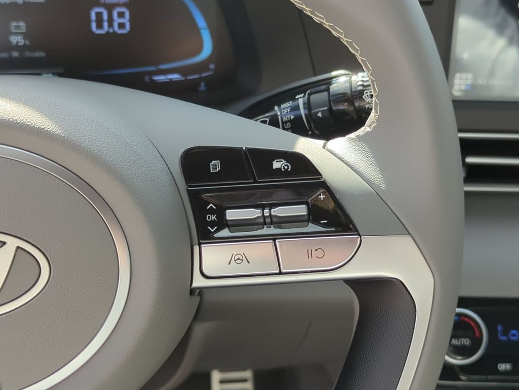Thumbnail: 2026 Hyundai Elantra - 27