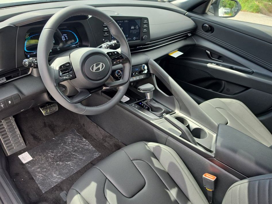 Thumbnail: 2026 Hyundai Elantra - 2