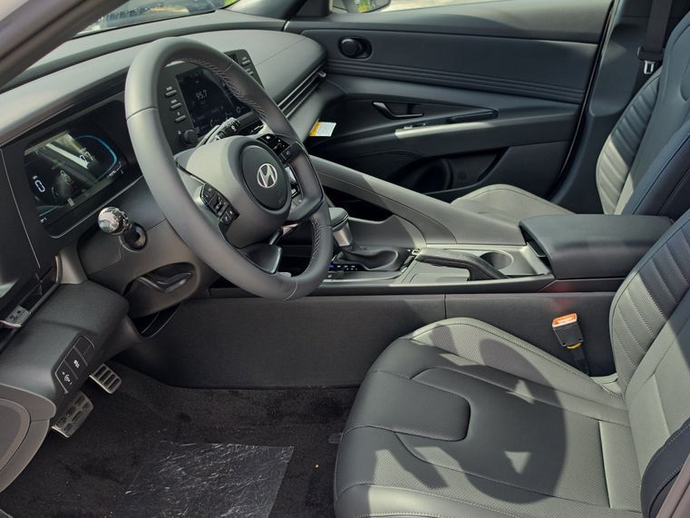 Thumbnail: 2026 Hyundai Elantra - 10