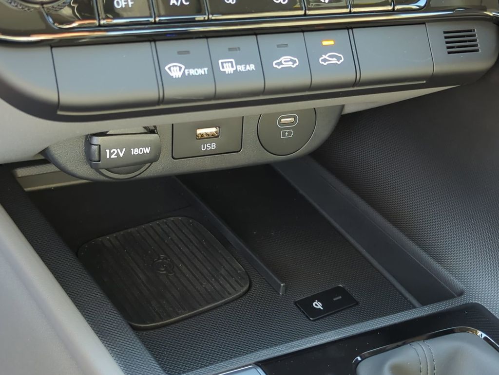 Thumbnail: 2026 Hyundai Elantra - 32