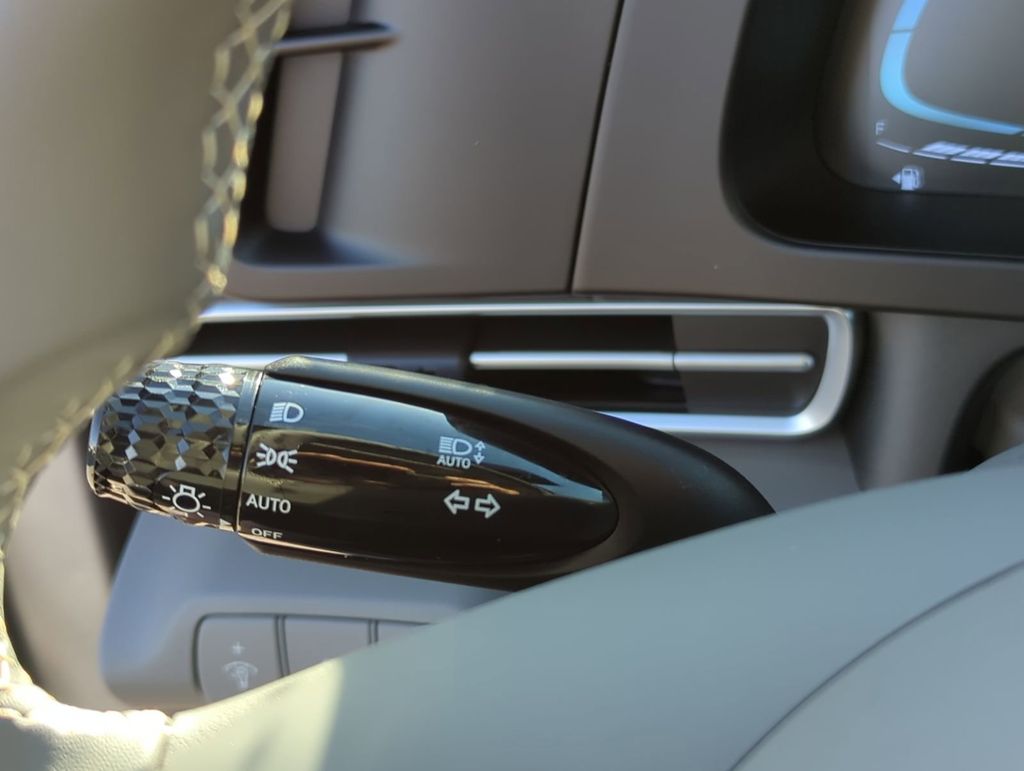 Thumbnail: 2026 Hyundai Elantra - 14