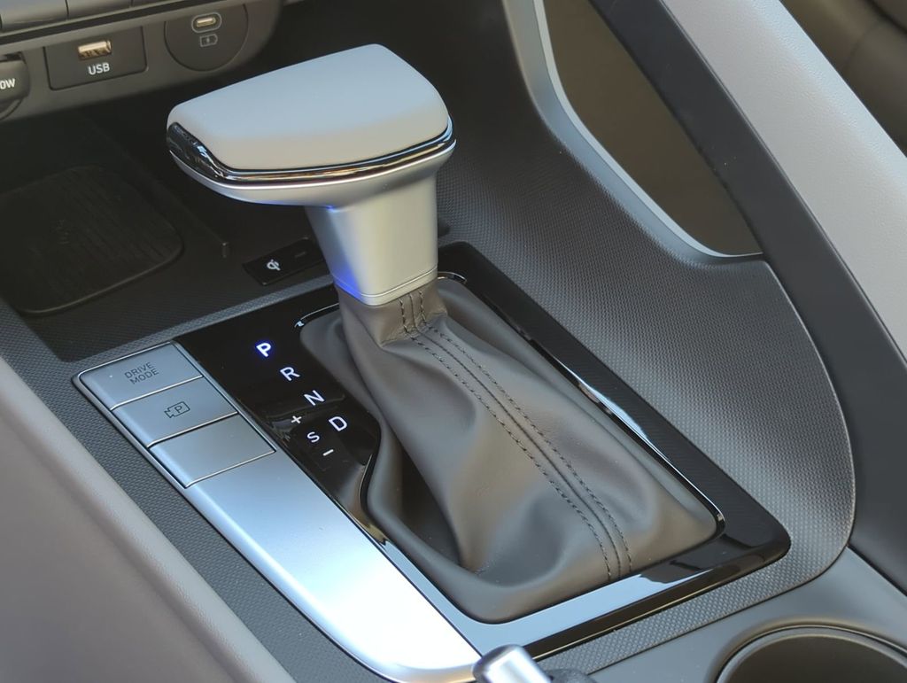 Thumbnail: 2026 Hyundai Elantra - 33