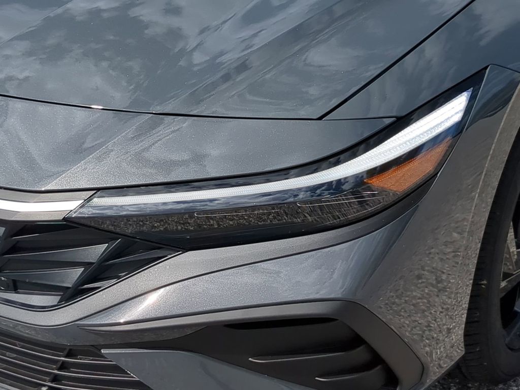 Thumbnail: 2026 Hyundai Elantra - 20