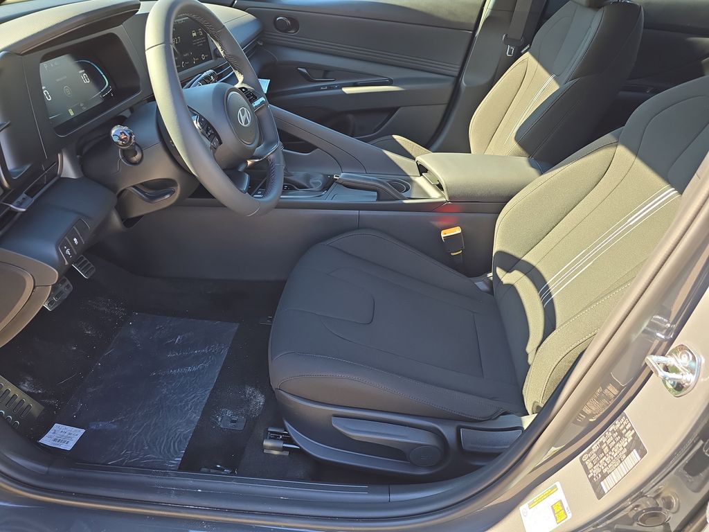 Thumbnail: 2026 Hyundai Elantra - 10