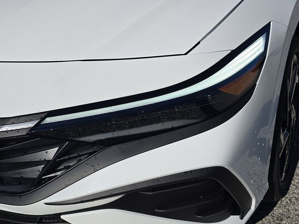 Thumbnail: 2026 Hyundai Elantra - 21