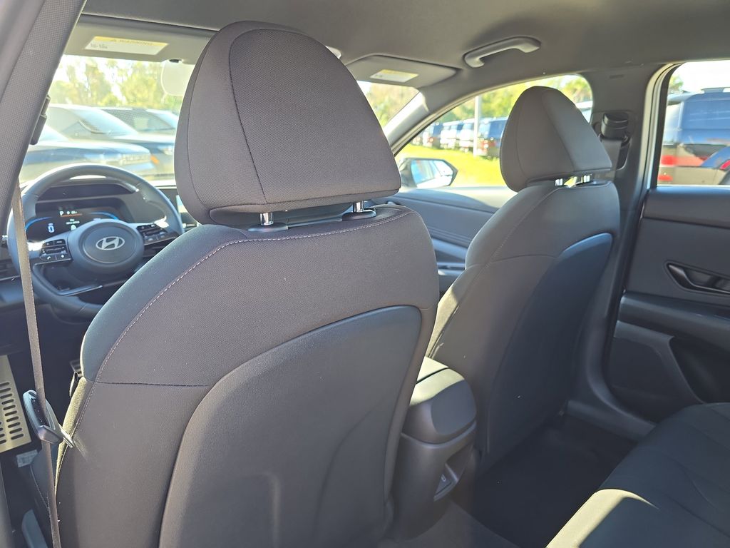 Thumbnail: 2026 Hyundai Elantra - 11