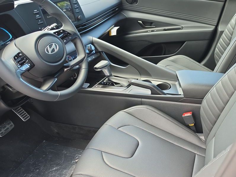 Thumbnail: 2026 Hyundai Elantra - 9
