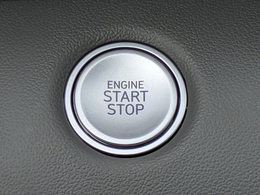 Thumbnail: 2025 Hyundai Elantra - 31