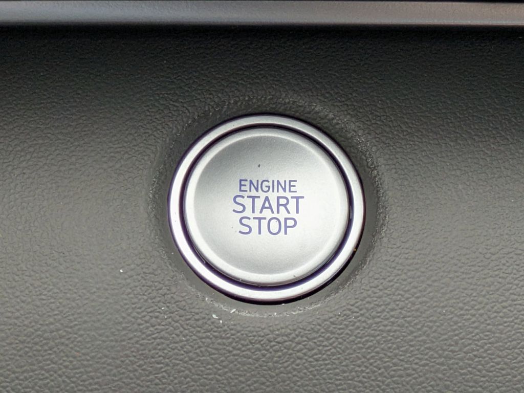 Thumbnail: 2025 Hyundai Elantra - 31