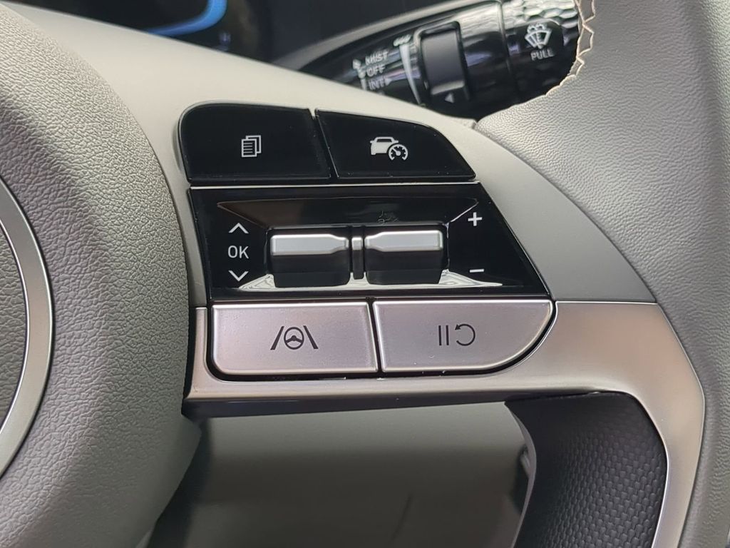 Thumbnail: 2026 Hyundai Elantra - 27