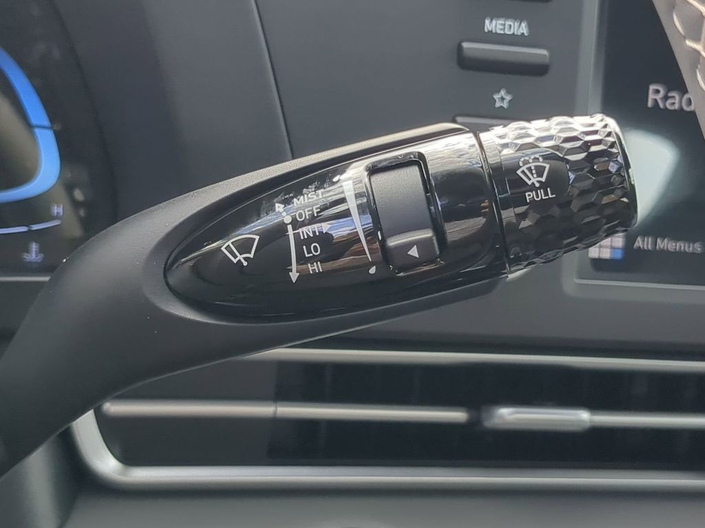 Thumbnail: 2026 Hyundai Elantra - 28