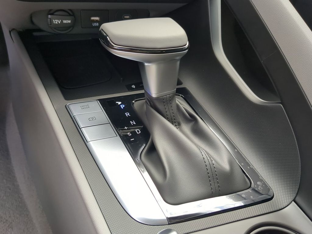 Thumbnail: 2026 Hyundai Elantra - 15