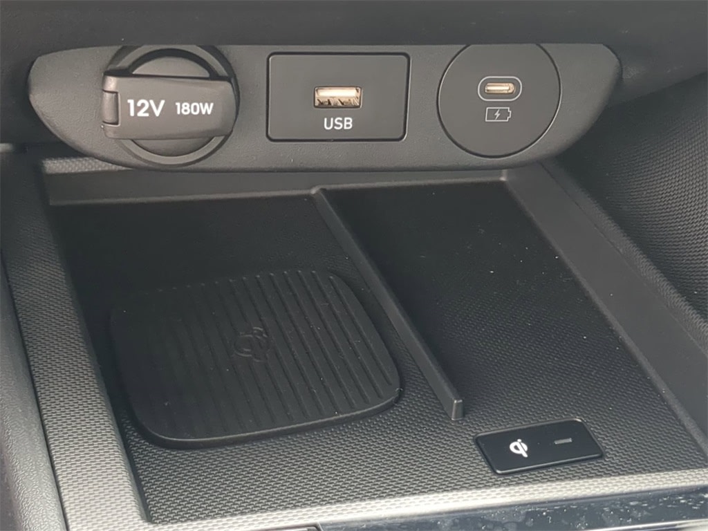 Thumbnail: 2026 Hyundai Elantra - 31