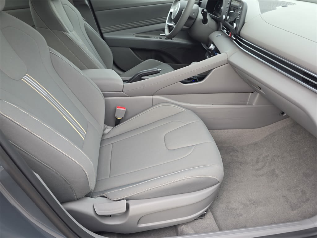 Thumbnail: 2026 Hyundai Elantra - 11